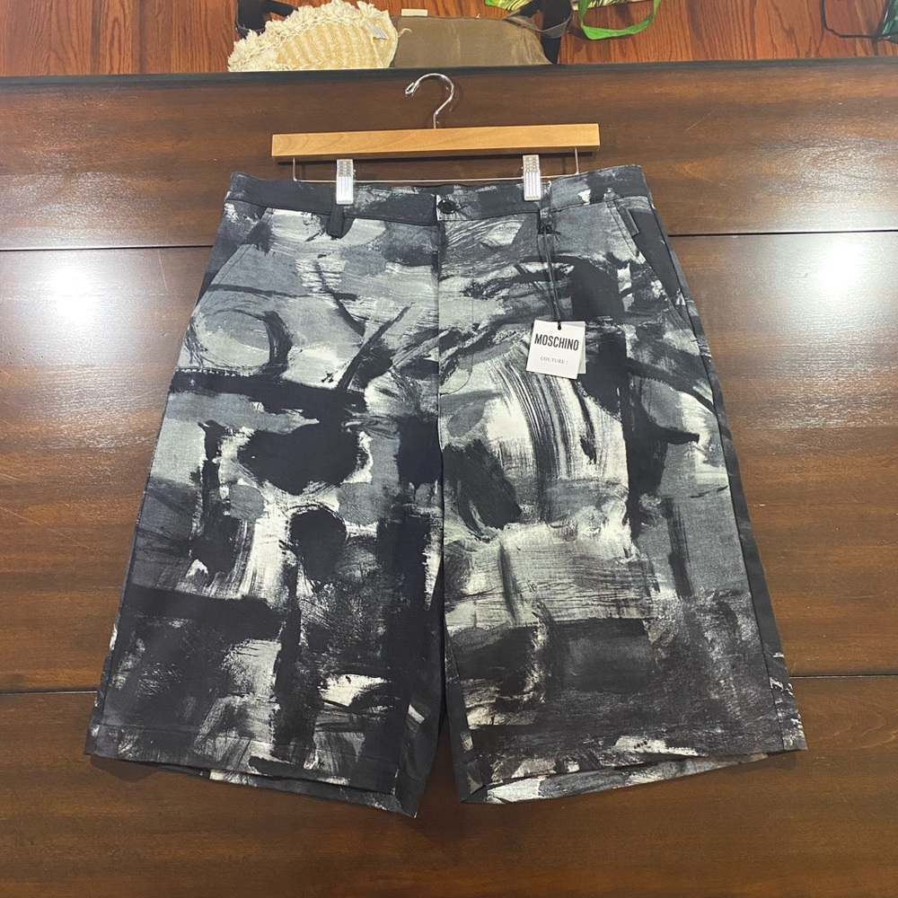 Moschino Printed Cotton-Blend Twill Shorts